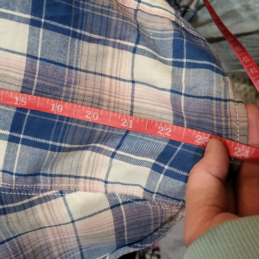 *3/$30 Sale* MELROSE and MARKET Oversized Plaid Button Down Flannel Swing Shirt - Picture 5 of 7